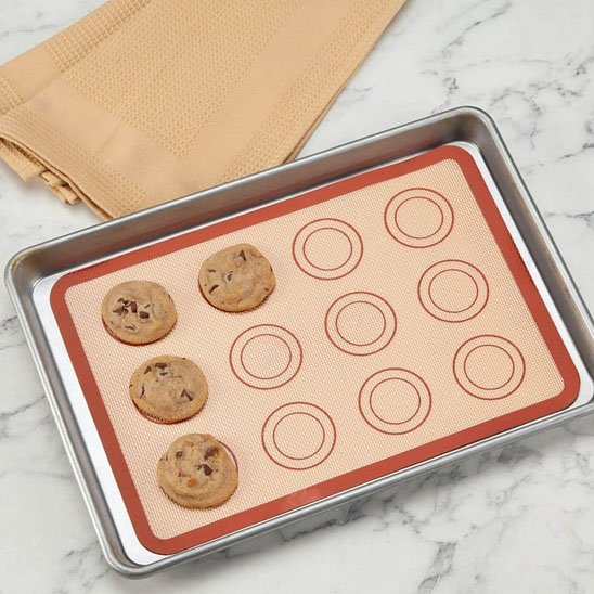 biscuits sortis four avec Tapis de cuisson
