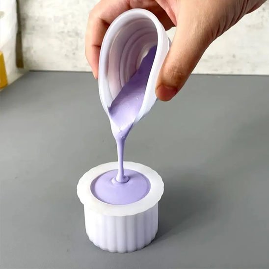  Crème tranvasée avec Verre mesureur 