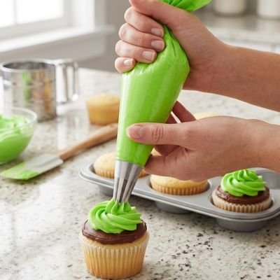 Décoration cupcake avec Poche à douille