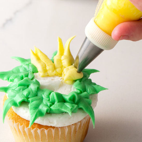 decoration florale cupcake avec pate verte et jaune