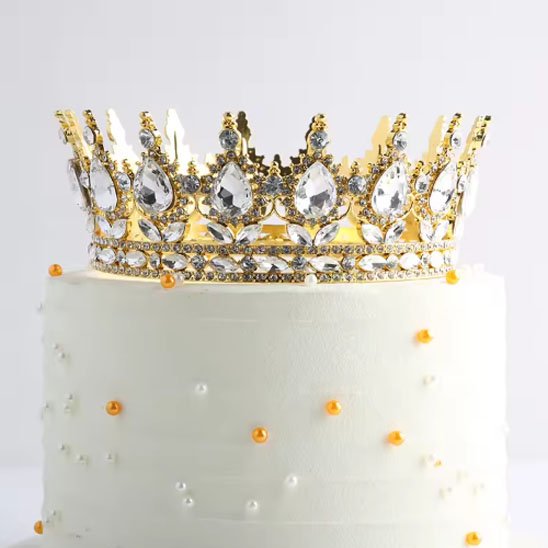decoration gateau  avec couronne  cristale or