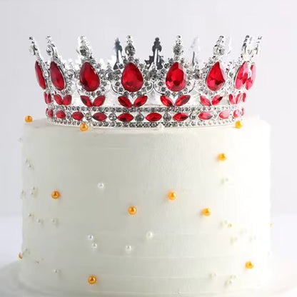 decoration gateau  avec couronne cristale rouge