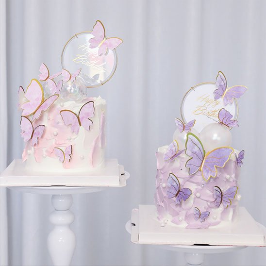 Décoration gateau  avec motifs papillons roses et violets