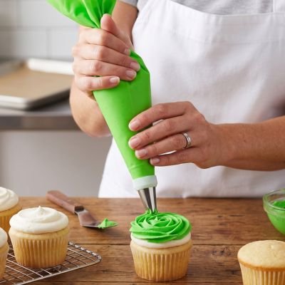 Décoration muffins avec Poche à douille