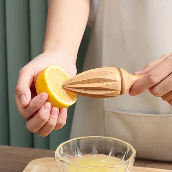  Enlèvement pépin  citron avec Presse agrume 