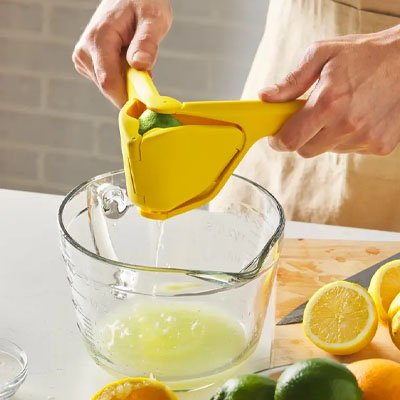  Extraction jus citron avec Presse citron manuel jaune