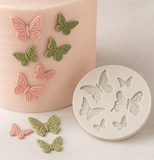  Gâteau avec motifs papillons réalisé avec Moules en silicone​ 