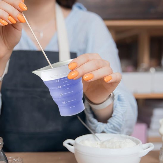  Ingrédients dans Verre mesureur avec eau