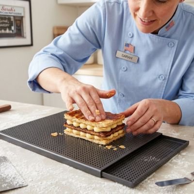  Mille feuille sortie de four avec Plaque patisserie