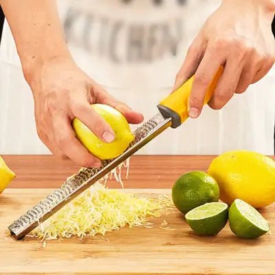 Outil de cuisine - ZesterGrater™ - Jaune - Pâtisserie appétissante