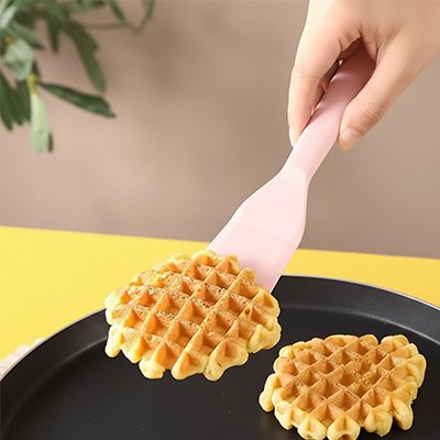  Préparation de gaufre avec Spatule en silicone​  jaune.
